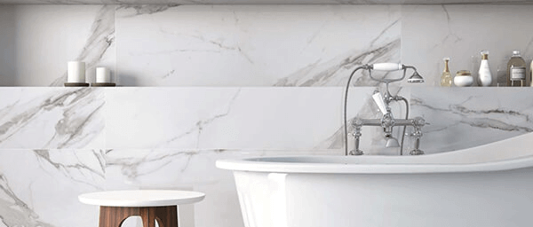 BAÑO DE MÁRMOL. IDEAS DE DISEÑO PARA ACOMPAÑAR LOS PORCELANATOS SÍMIL MÁRMOL.  | Vedek Revestimientos