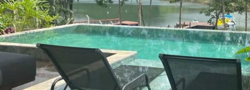¿POR QUÉ LAS CERÁMICAS SON UNA EXCELENTE ALTERNATIVA PARA REVESTIR LA PISCINA ESTA TEMPORADA? | Vedek Revestimientos