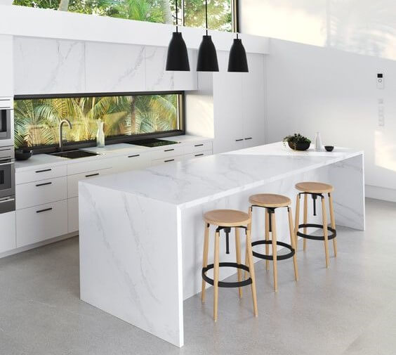 ¿CUÁLES SON LAS MEJORES OPCIONES EN MATERIALES DE MESADAS? CONSEJOS PARA ELEGIR LOS MATERIALES DE TU MESADA SEGÚN EL AMBIENTE: MESADA DE COCINA, MESADA DE BAÑO Y MESADA DE EXTERIOR. | Vedek Revestimientos