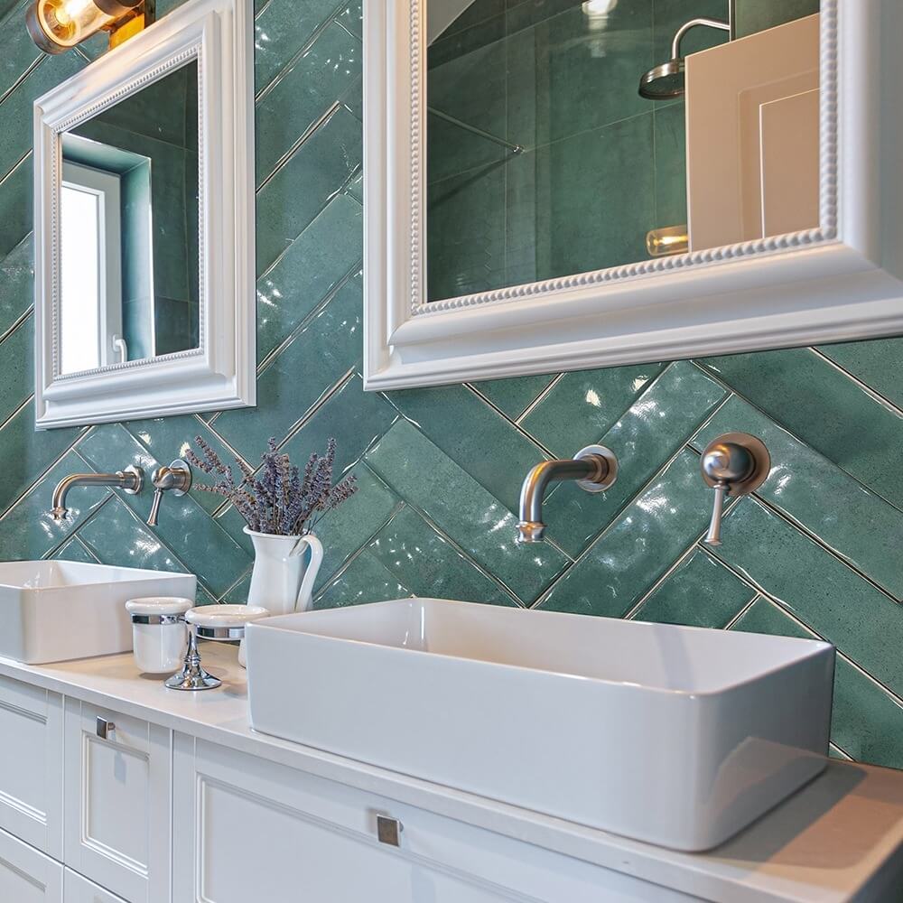 CERÁMICOS Y AZULEJOS PARA BAÑOS Y COCINAS: COLORES Y FORMAS DE COLOCACIÓN. | Vedek Revestimientos