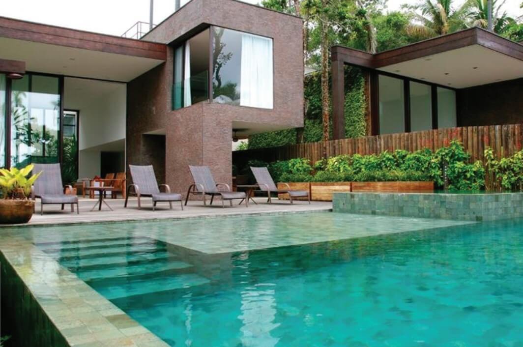Tendencia 2026: Materiales De Revestimiento Para Piscinas | Vedek Revestimientos