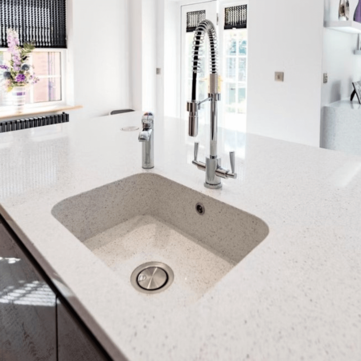 Blanco Stellar Silestone | Vedek Revestimientos