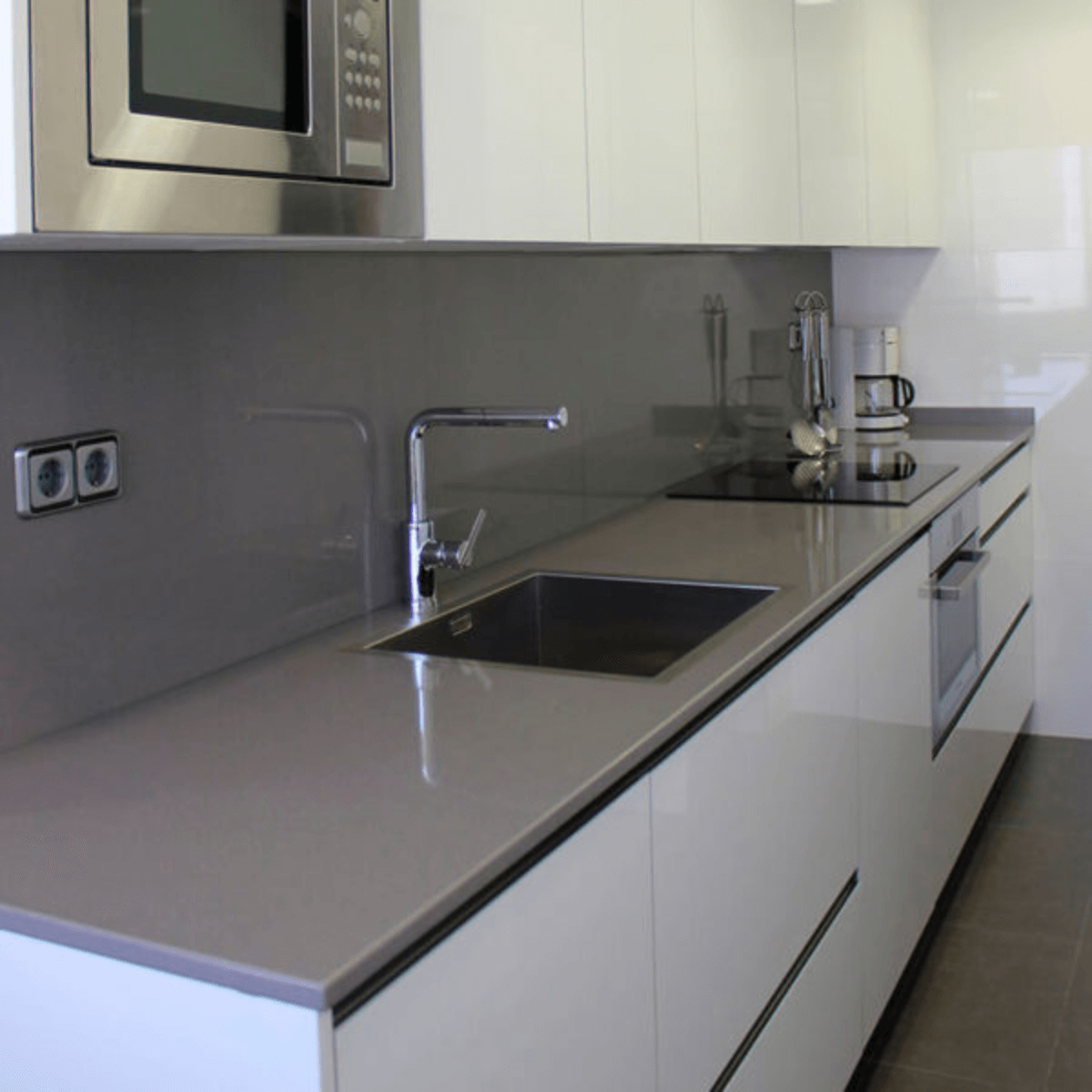 Gris Expo Silestone | Vedek Revestimientos