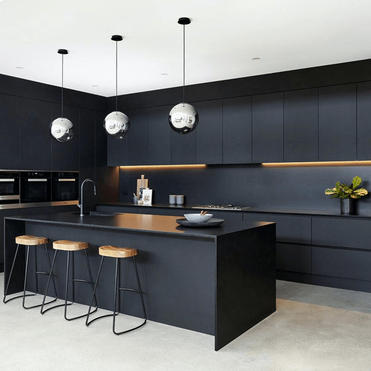 Negro Tebas Silestone | Vedek Revestimientos