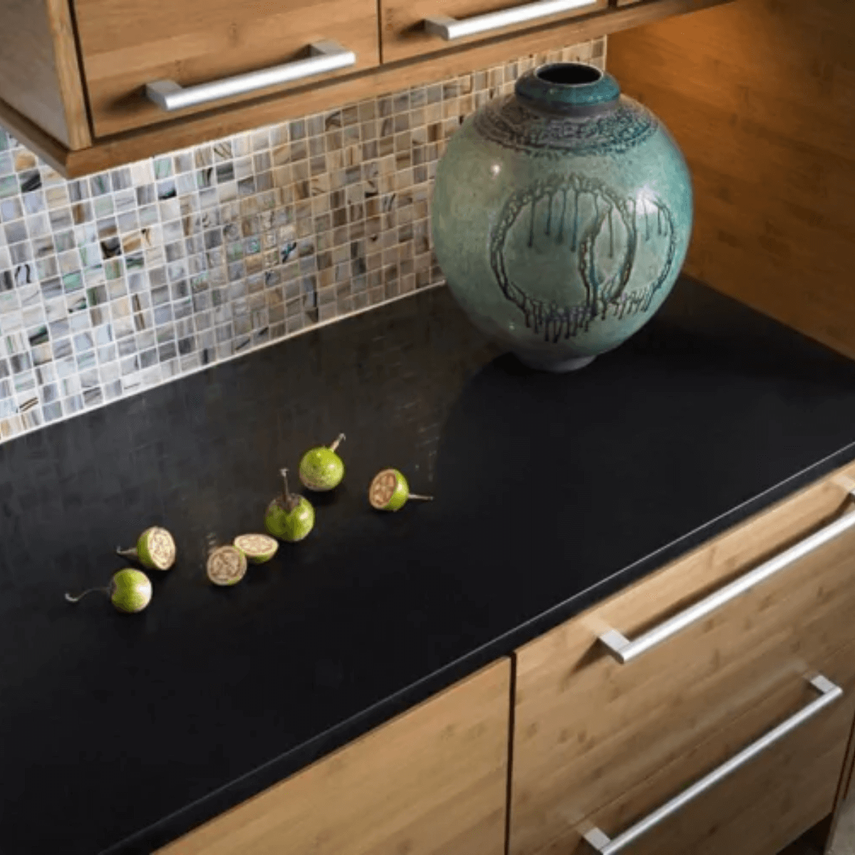 Negro Tebas Silestone | Vedek Revestimientos