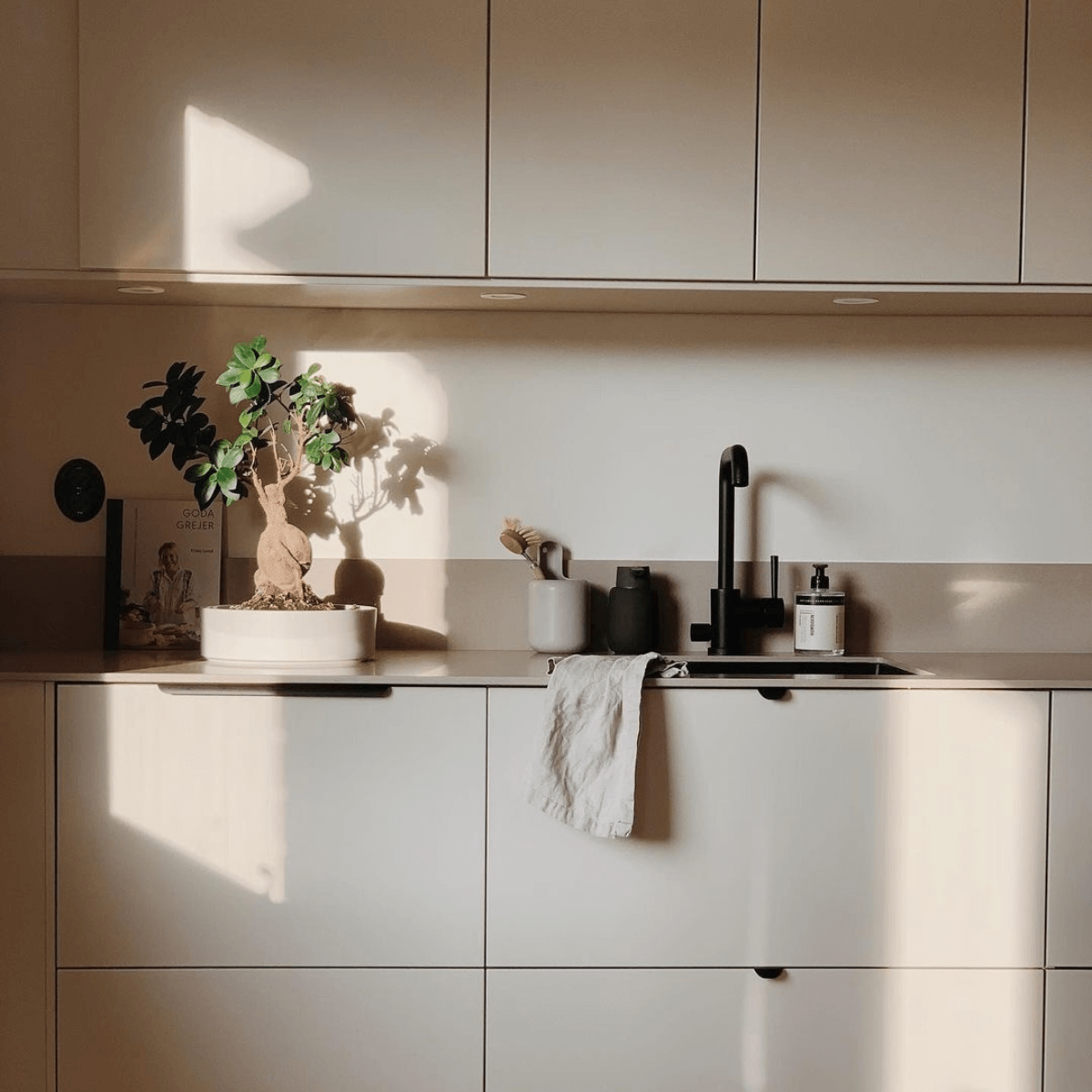 Rougi Lena Silestone | Vedek Revestimientos
