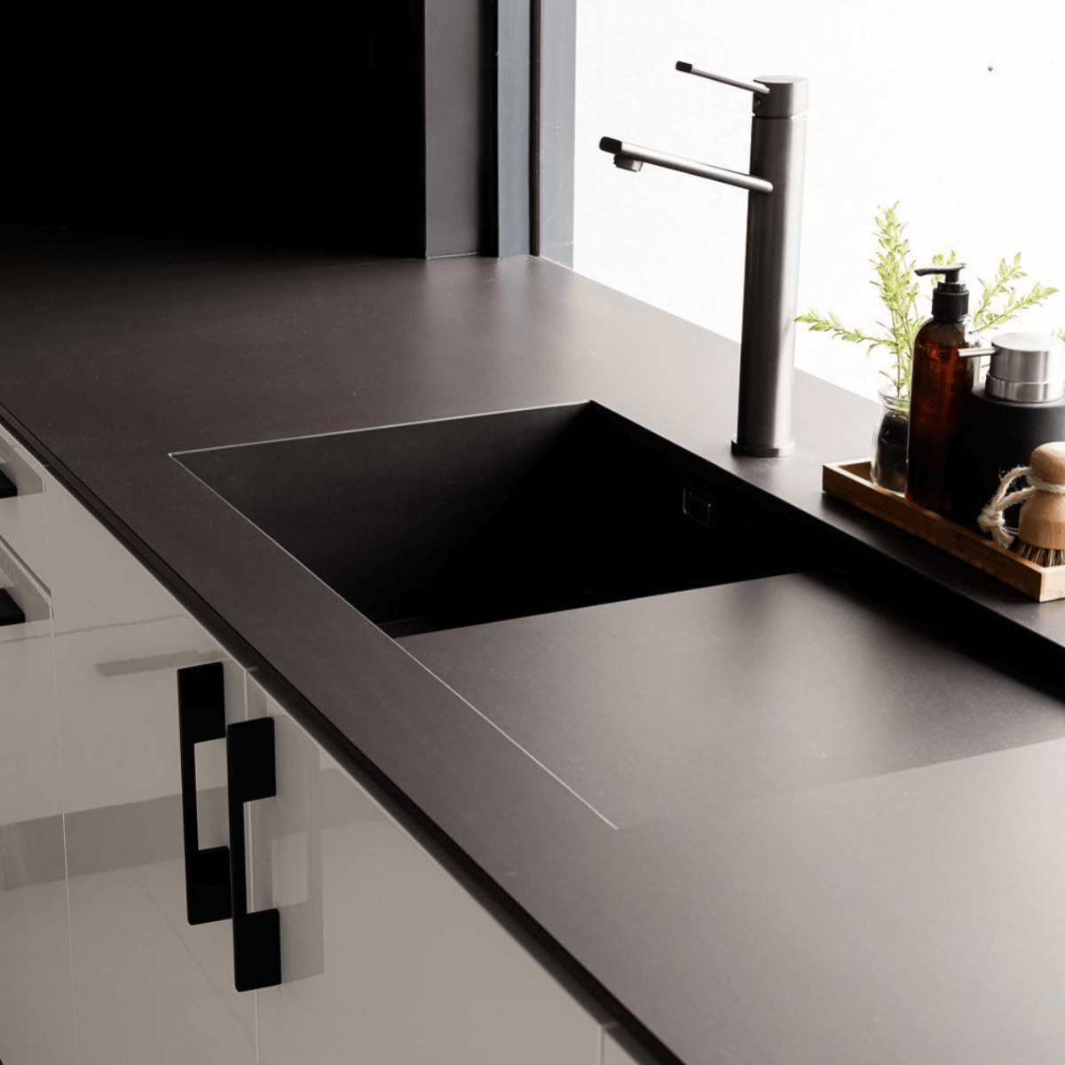 Nero Neolith | Vedek Revestimientos