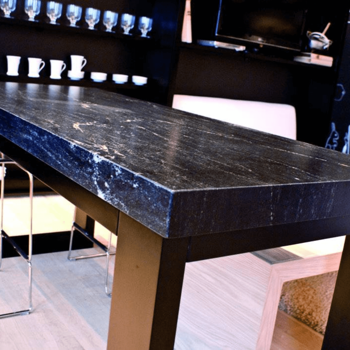 Granito Ebony Crystal | Vedek Revestimientos