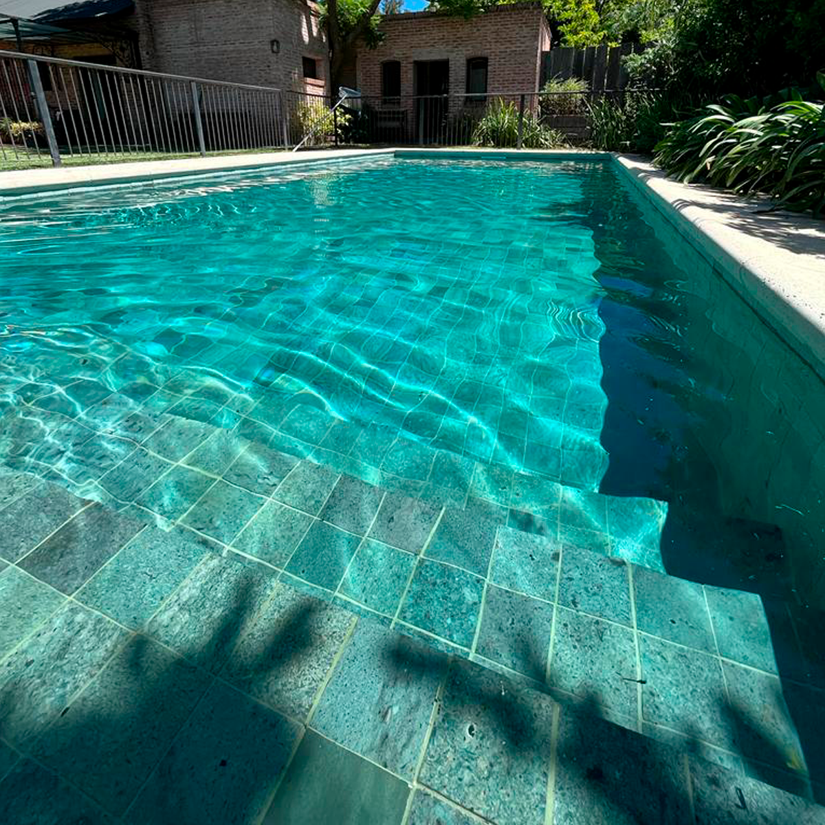 Piedra Bali Verde 10x10 cm | Vedek Revestimientos