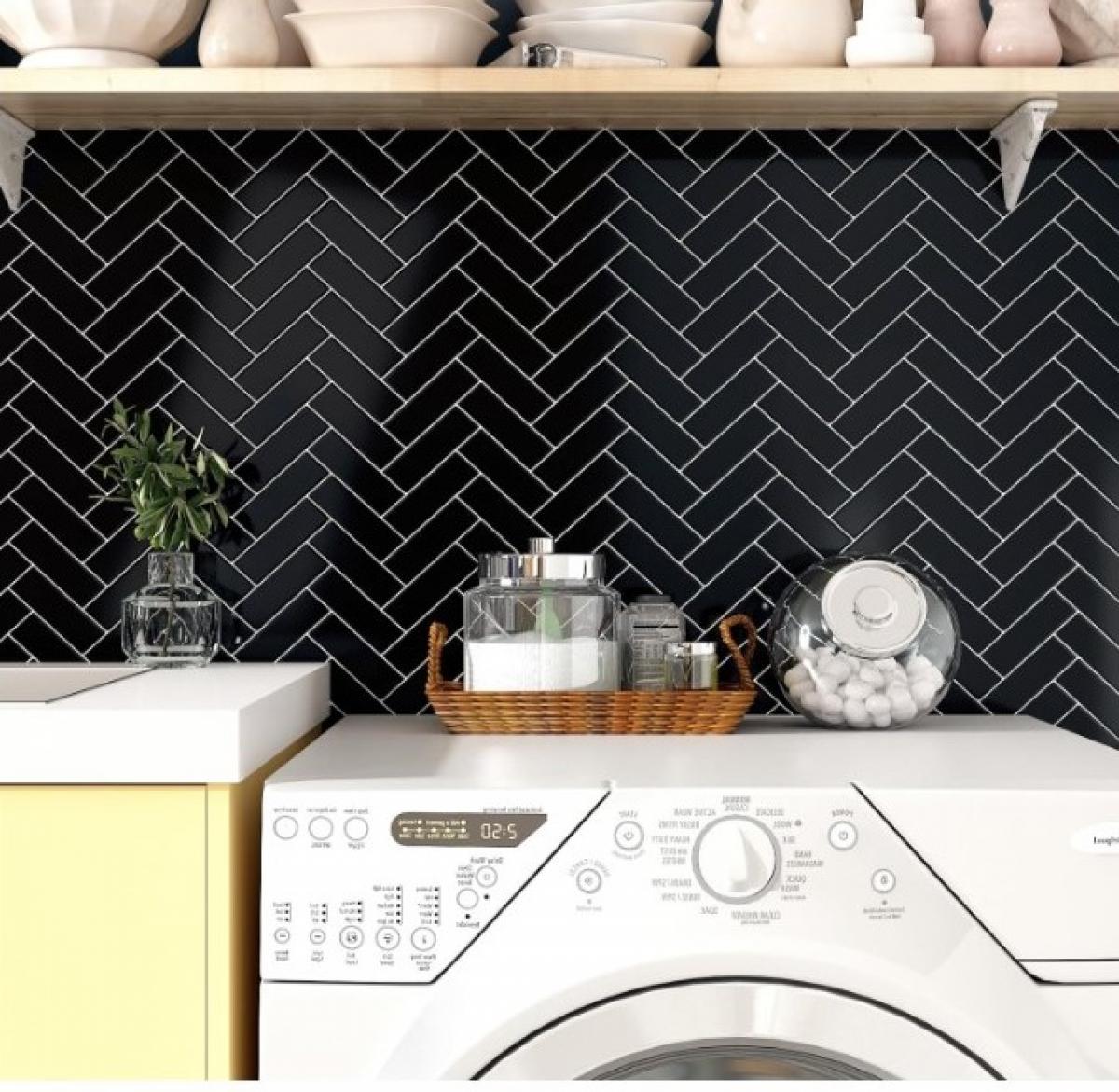 Cerámica Finlandia Preto Negro 5X21 CM | Vedek Revestimientos