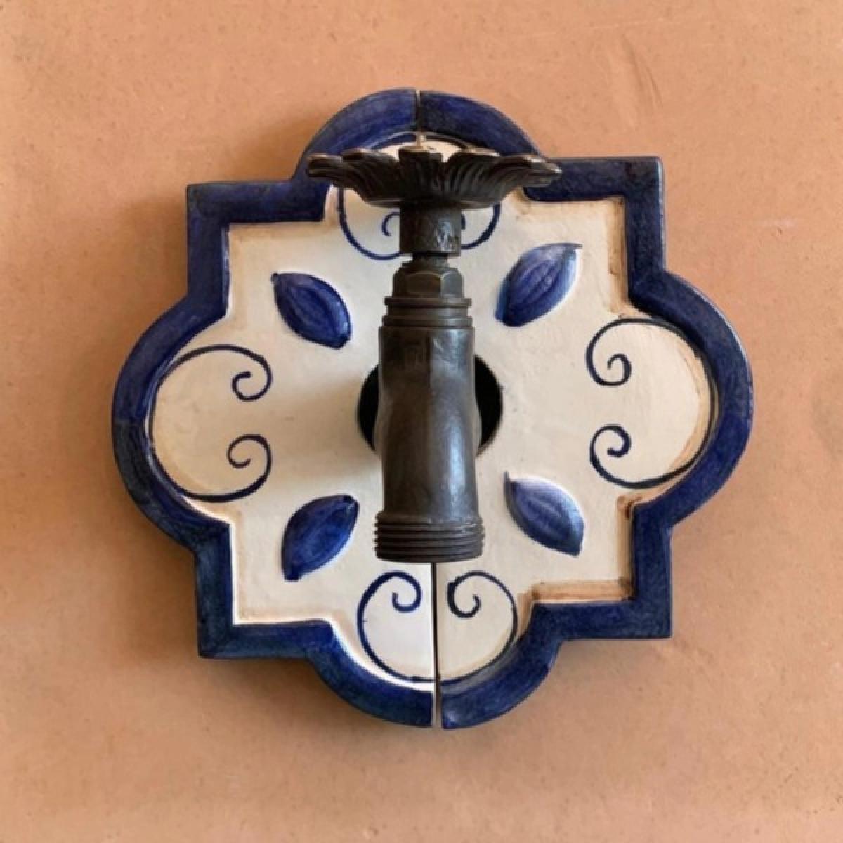 Canilla Robinet para Jardin Margarita Níquel Mate | Vedek Revestimientos