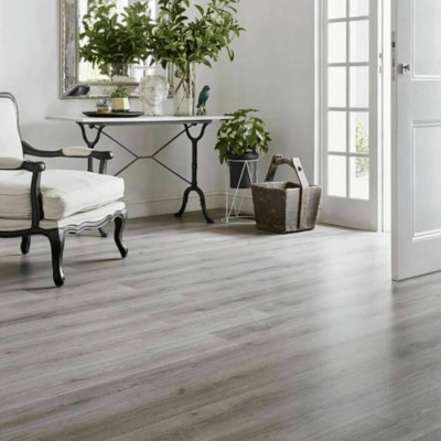 Piso Vinílico Símil Madera SPC Click Roble Umber | Vedek Revestimientos