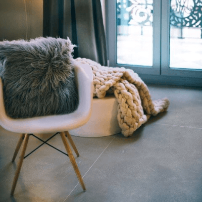Porcelanato Símil Cemento Platino 80X80 cm | Vedek Revestimientos